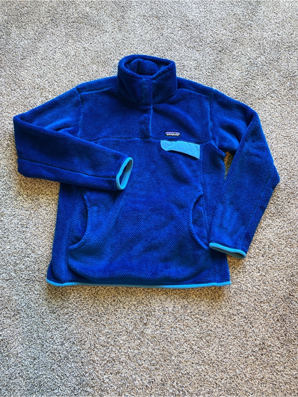 Patagonia Women’s Pullover Fleece Sweater in Royal Blue Size Large